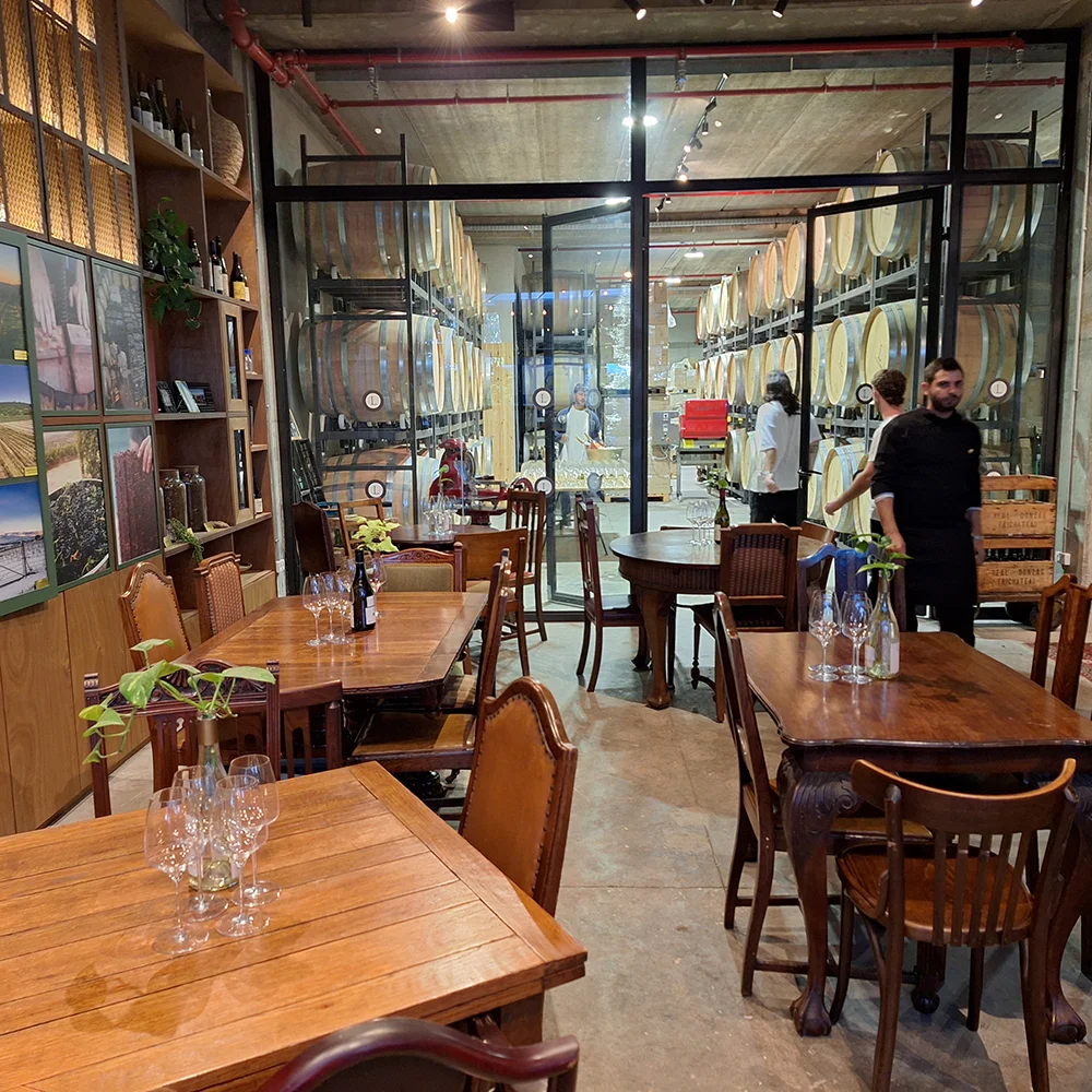 Lewinsohn winery inside